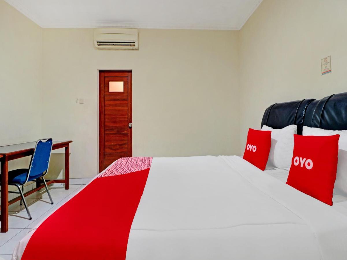 Capital O 90407 Wisma Bahtera Hotel Cirebon Exterior foto